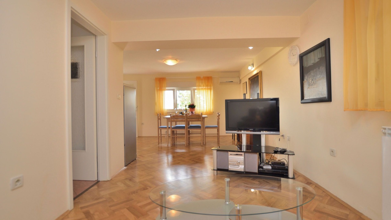 Photo of Bedroom in Sarsoni