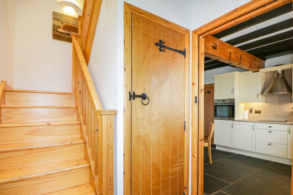 Photo of Others in Hunspow