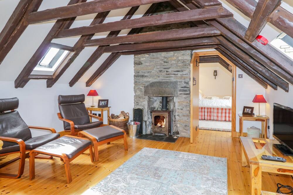 Photo of Livingroom in Hunspow