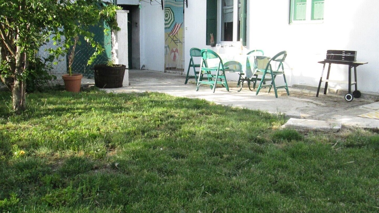 Photo of Patio Balcony in Villemoustaussou