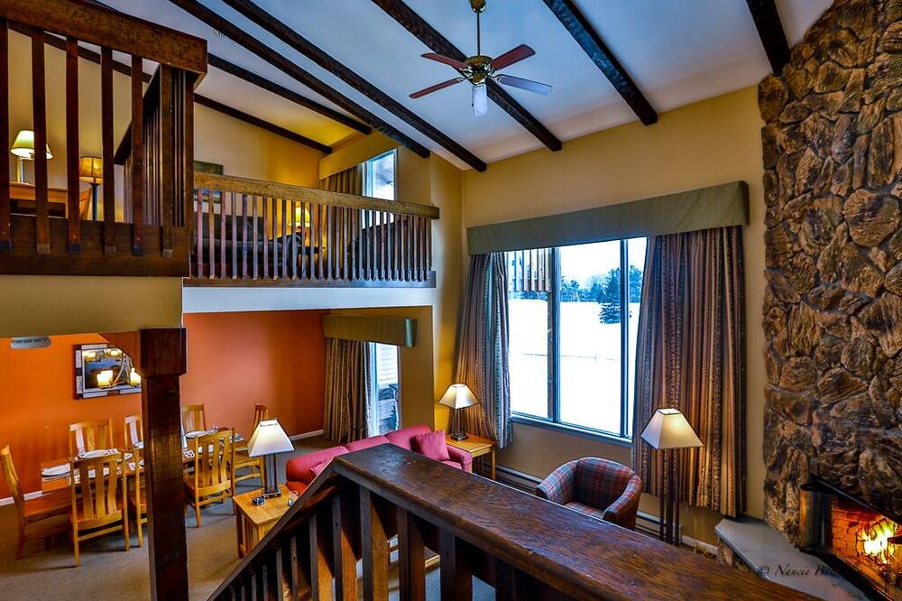 Photo of Livingroom in Lake Placid Club