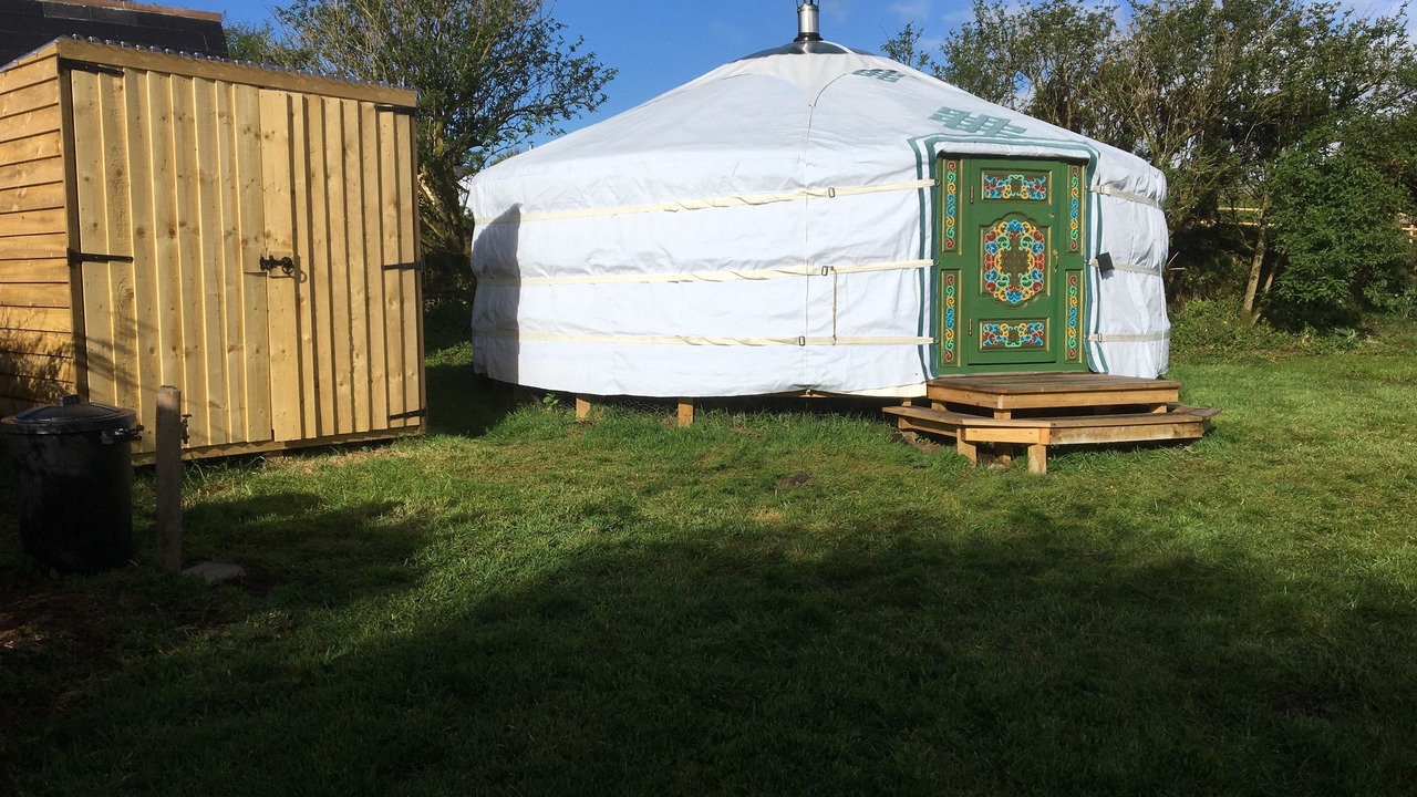 Photo of Others in Mabe