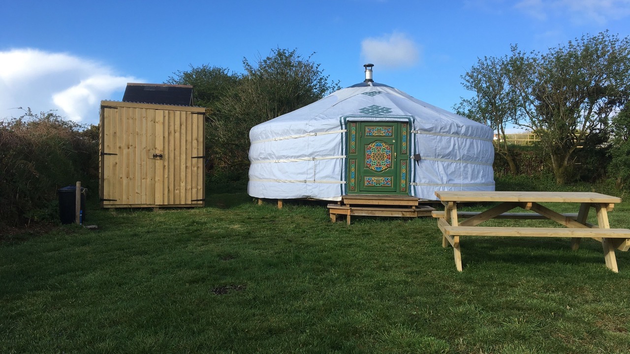 Photo of Outdoor in Mabe