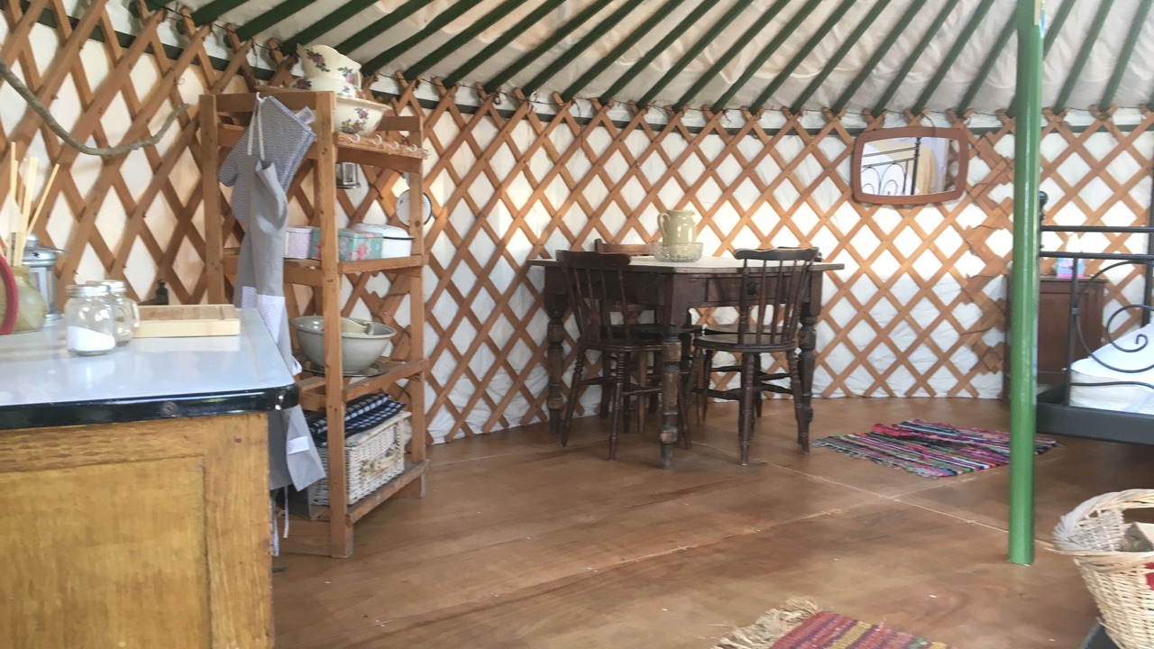 Photo of Livingroom in Mabe