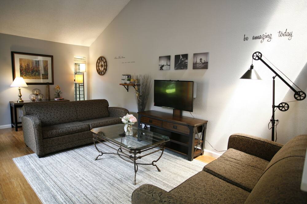 Photo of Livingroom in Clodine