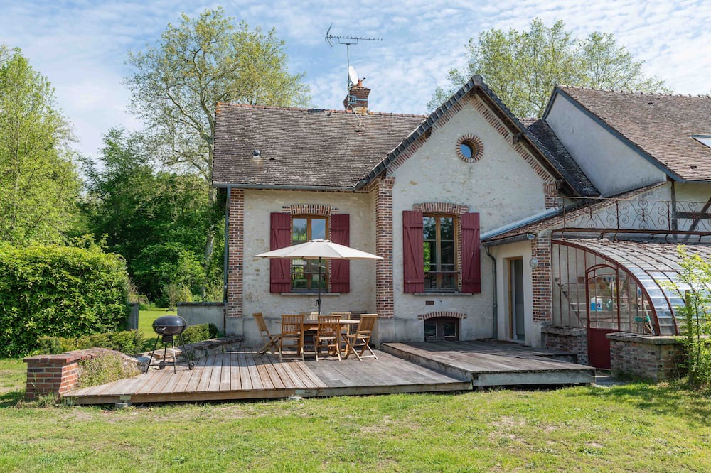 Photo of Others in Larchant