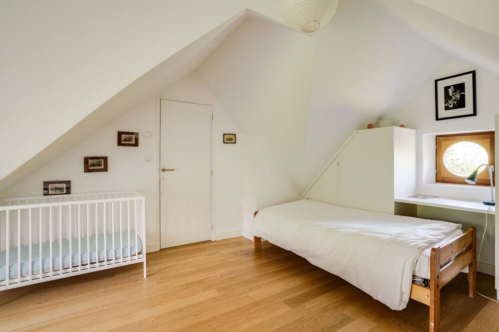 Photo of Bedroom in Larchant
