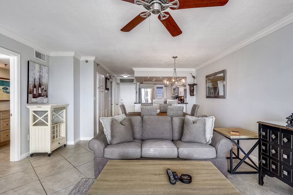 Photo of Livingroom in Holiday Isle