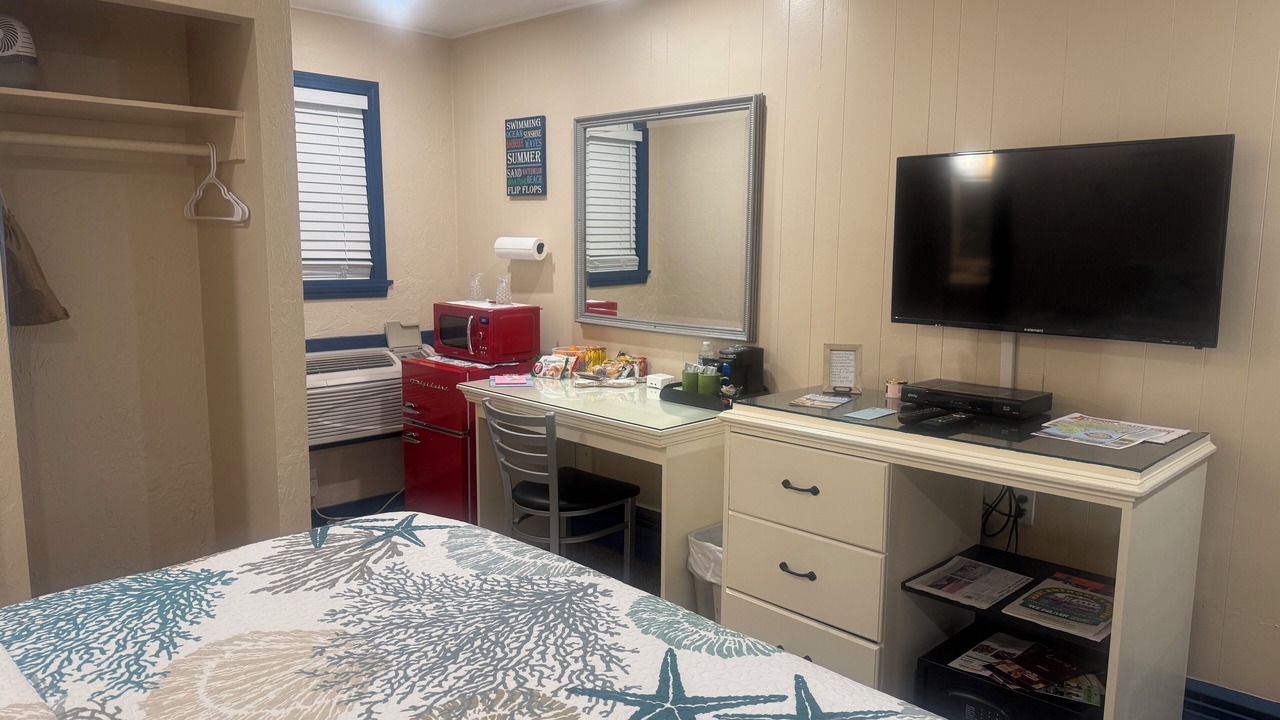 Photo of Bedroom in Buzzards Bay