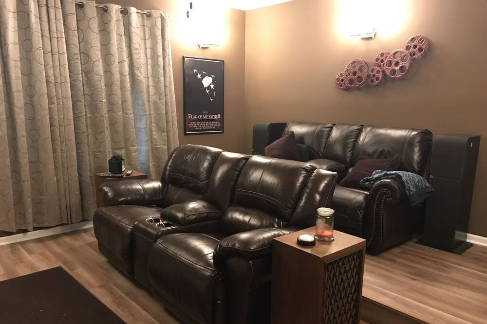 Photo of Livingroom in Chatham