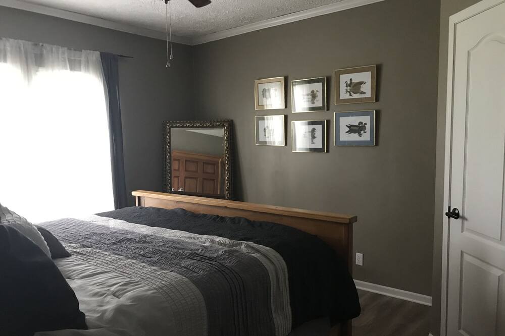 Photo of Bedroom in Chatham