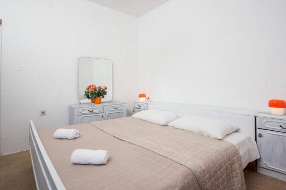 Photo of Bedroom in Okuklje