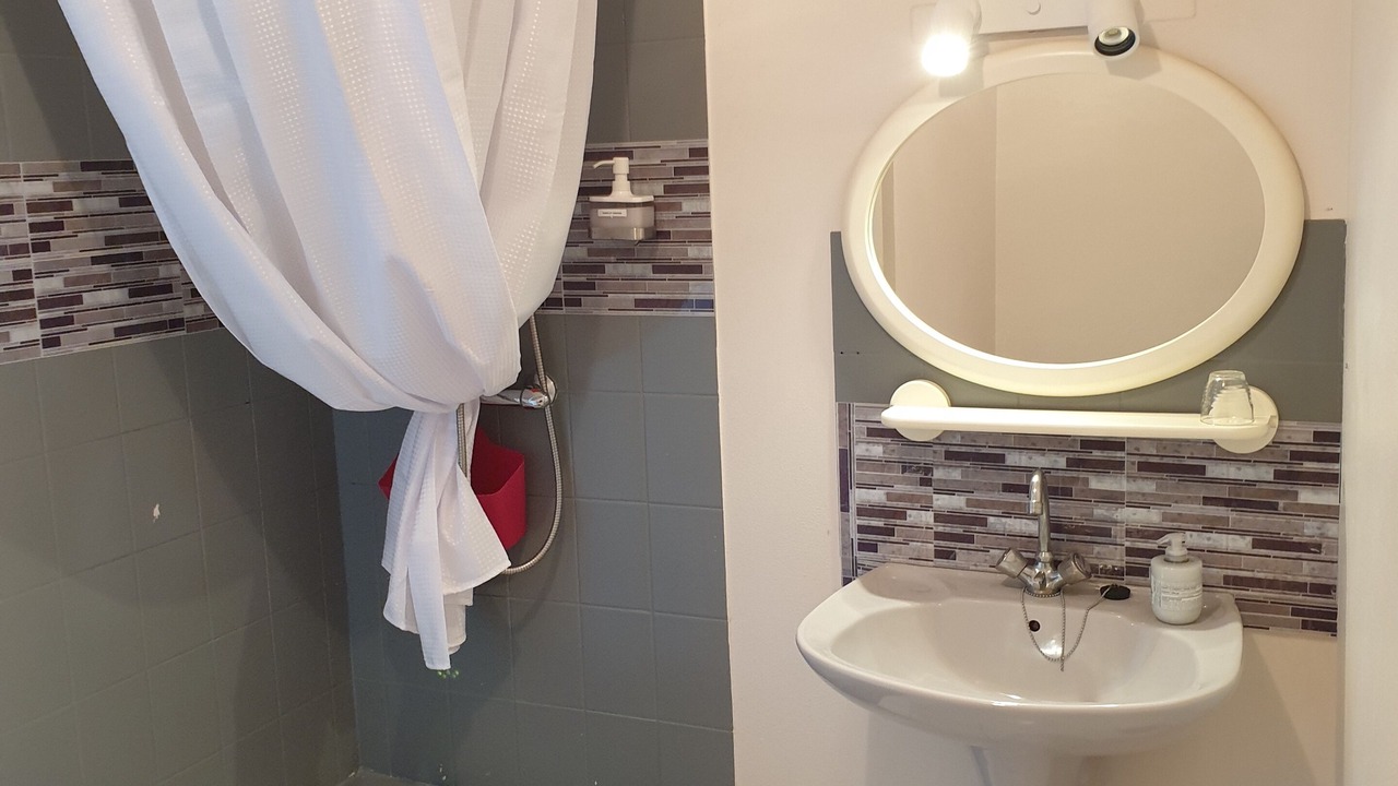 Photo of Bathroom in Oiron