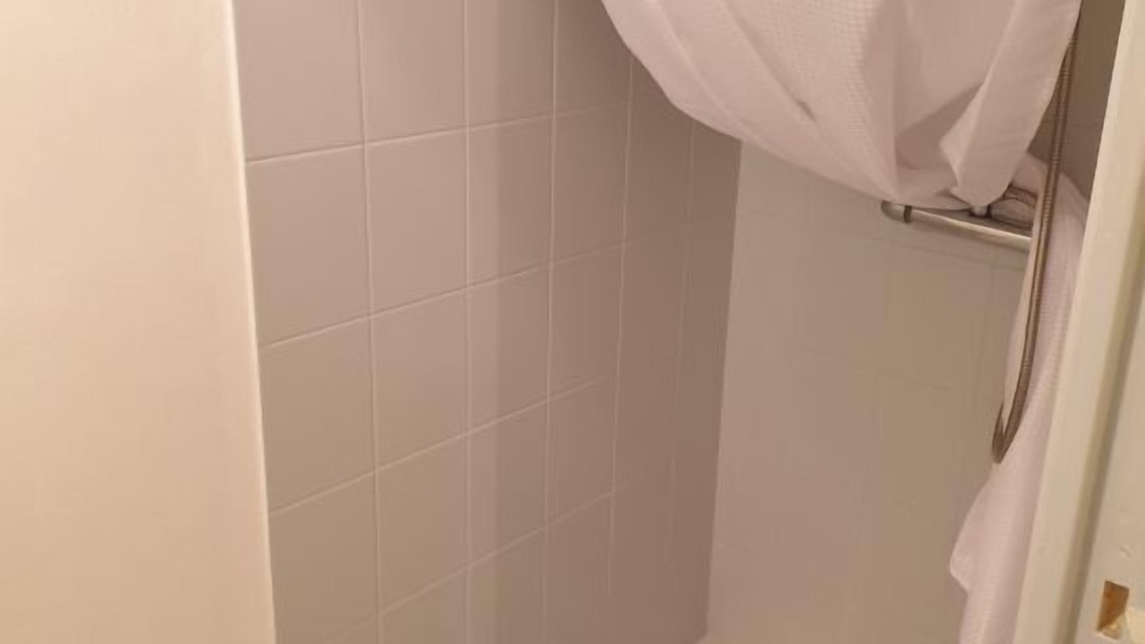 Photo of Bathroom in Oiron