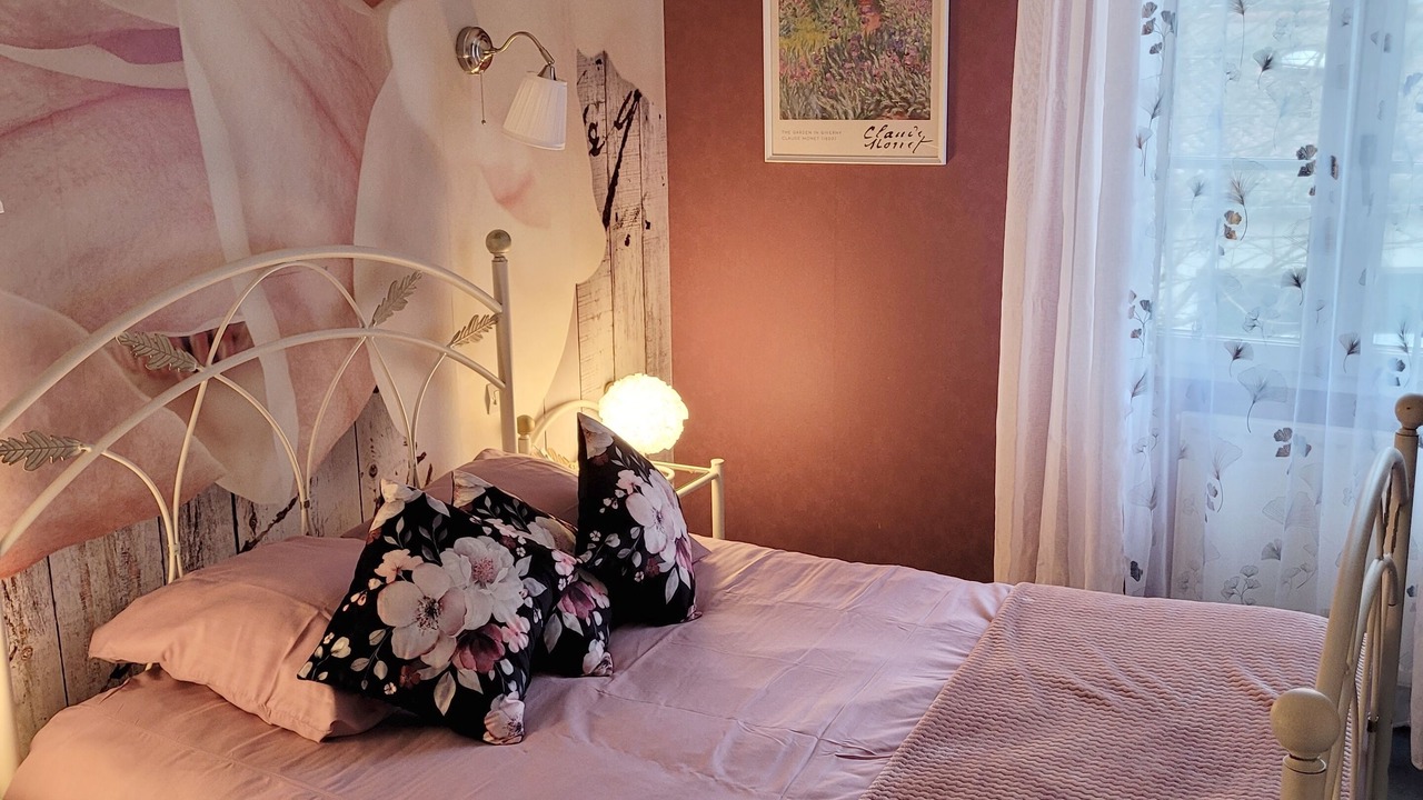 Photo of Bedroom in Oiron