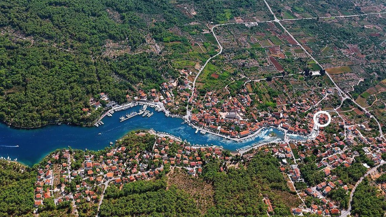 Photo of Others in Vrboska