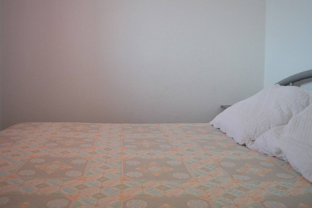 Photo of Bedroom in Saint-Cyprien Plage