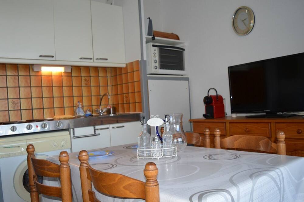Photo of Kitchen in Saint-Cyprien Plage