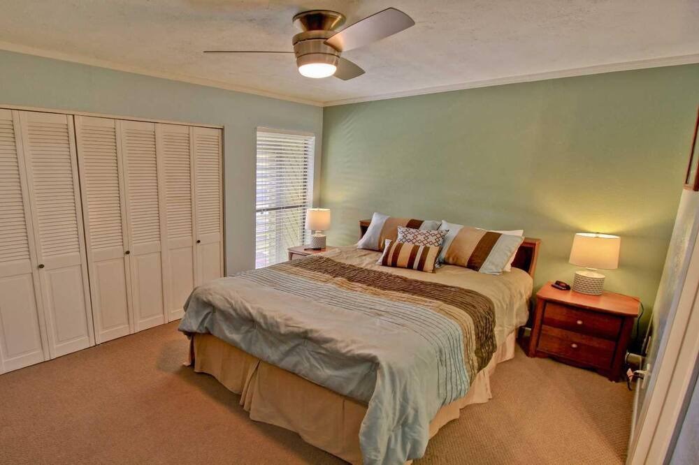 Photo of Bedroom in South Padre Island