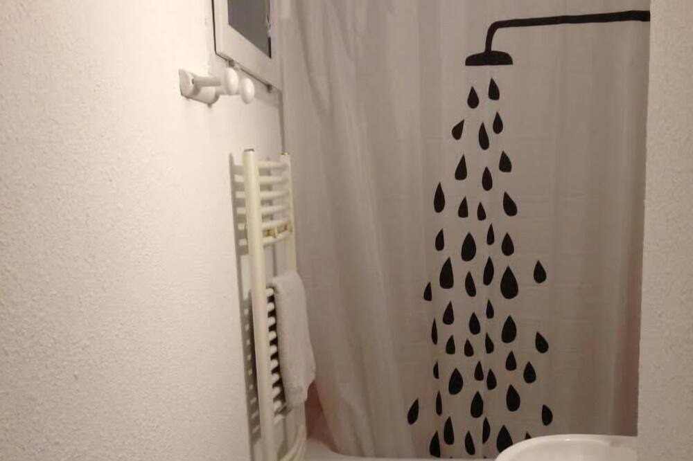 Photo of Bathroom in Ax-les-Thermes