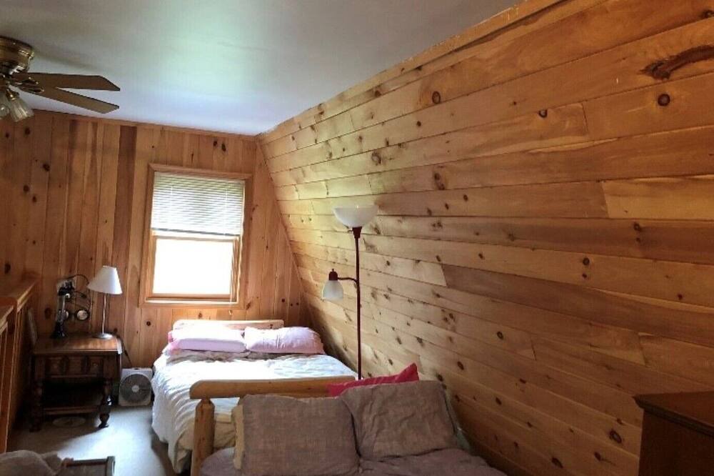 Photo of Bedroom in East Branch