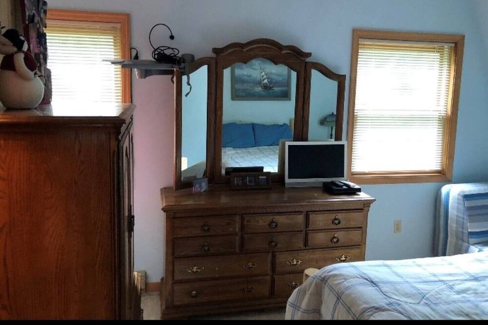 Photo of Bedroom in East Branch