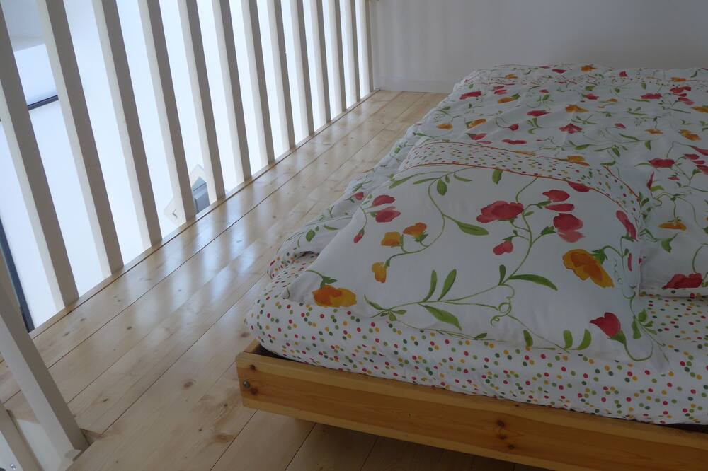 Photo of Bedroom in Saint-Jean-de-Boiseau
