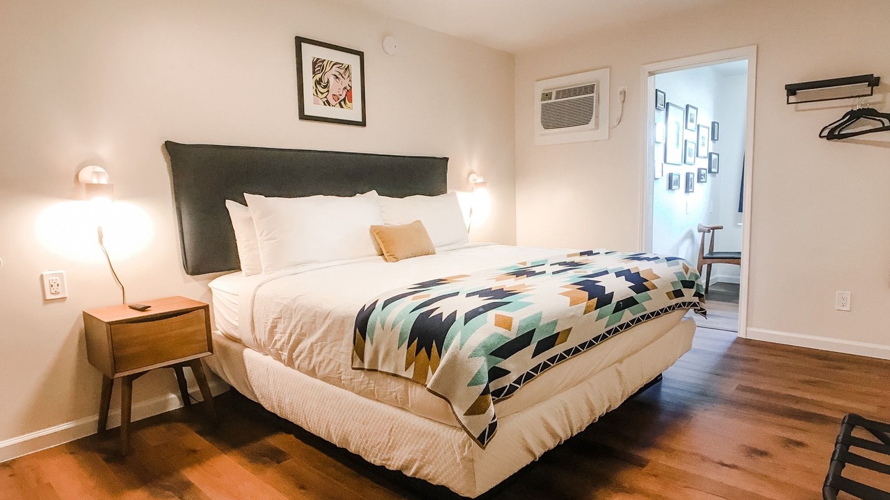 Photo of Bedroom in Stonewall