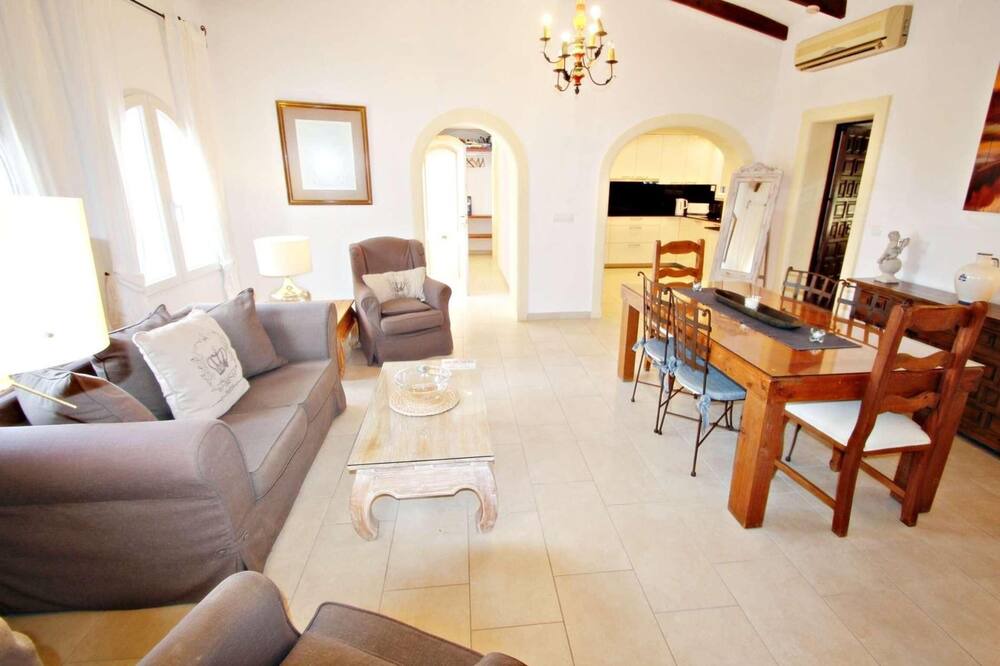 Photo of Bedroom in San Jaime
