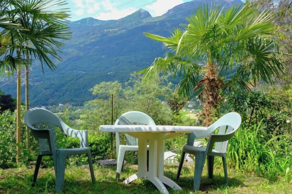 Photo of Outdoor in Negrentino