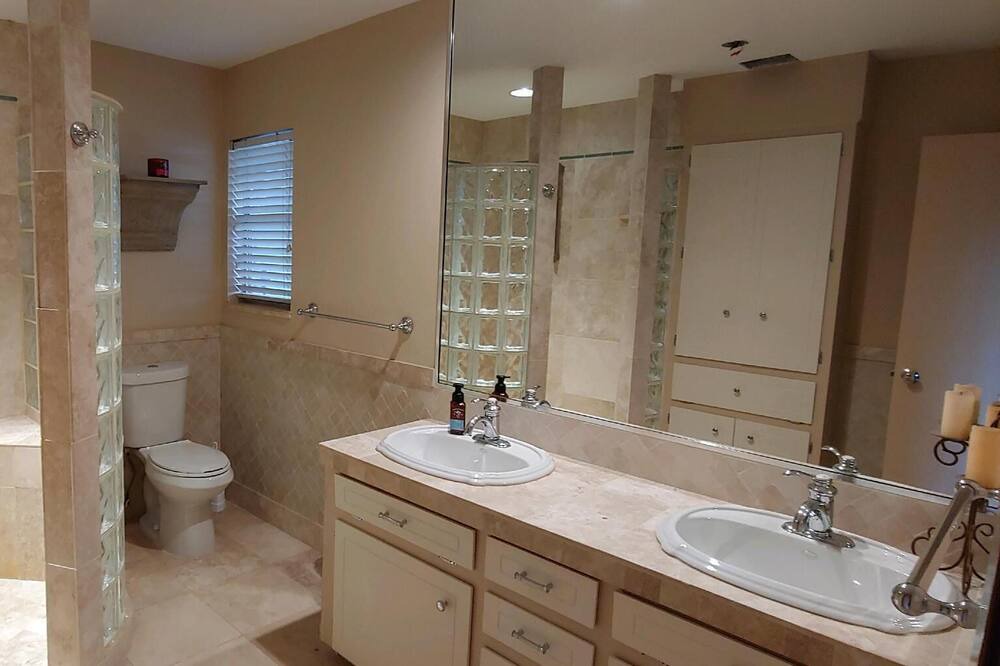 Photo of Bathroom in Dripping Springs