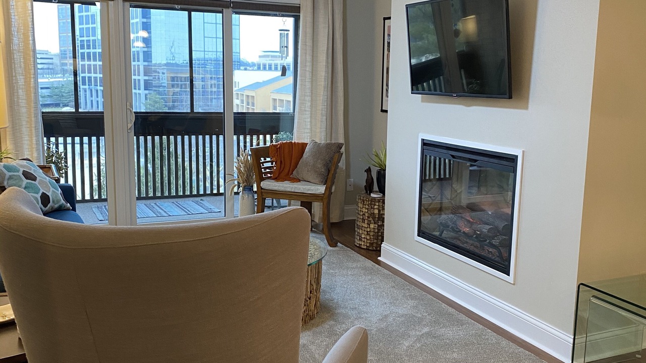 Photo of Livingroom in Creve Coeur