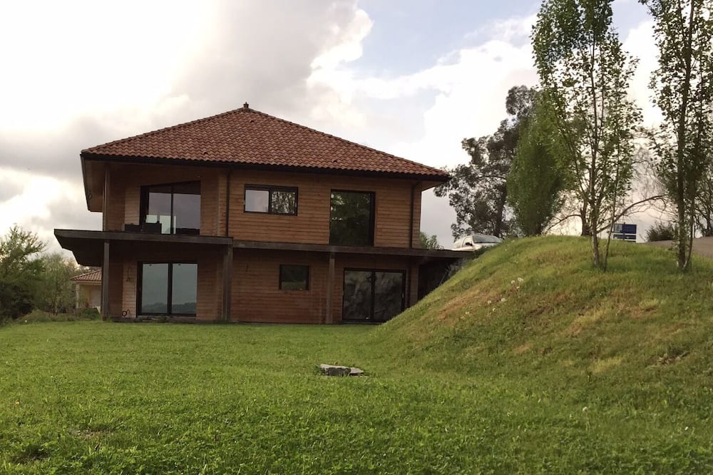 Photo of Outdoor in Pimbo