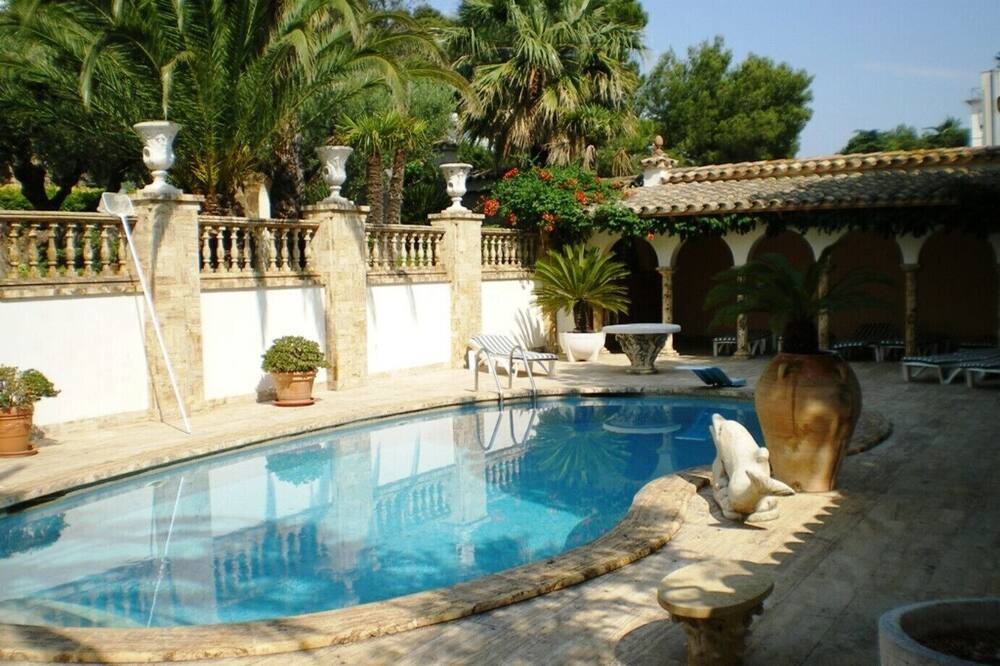 Photo of Outdoor in Llanca