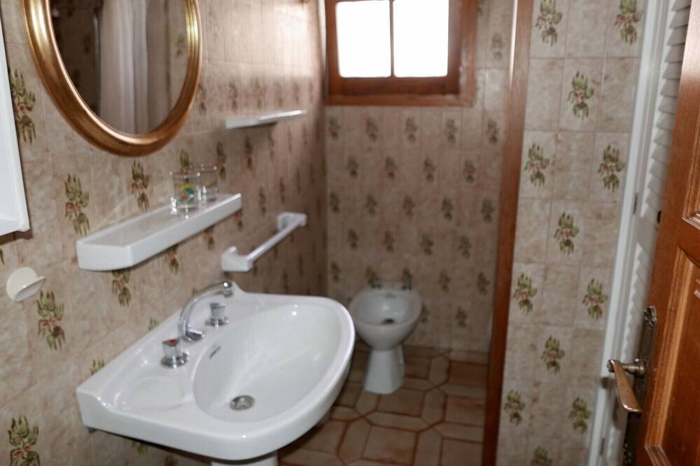 Photo of Bathroom in Llanca