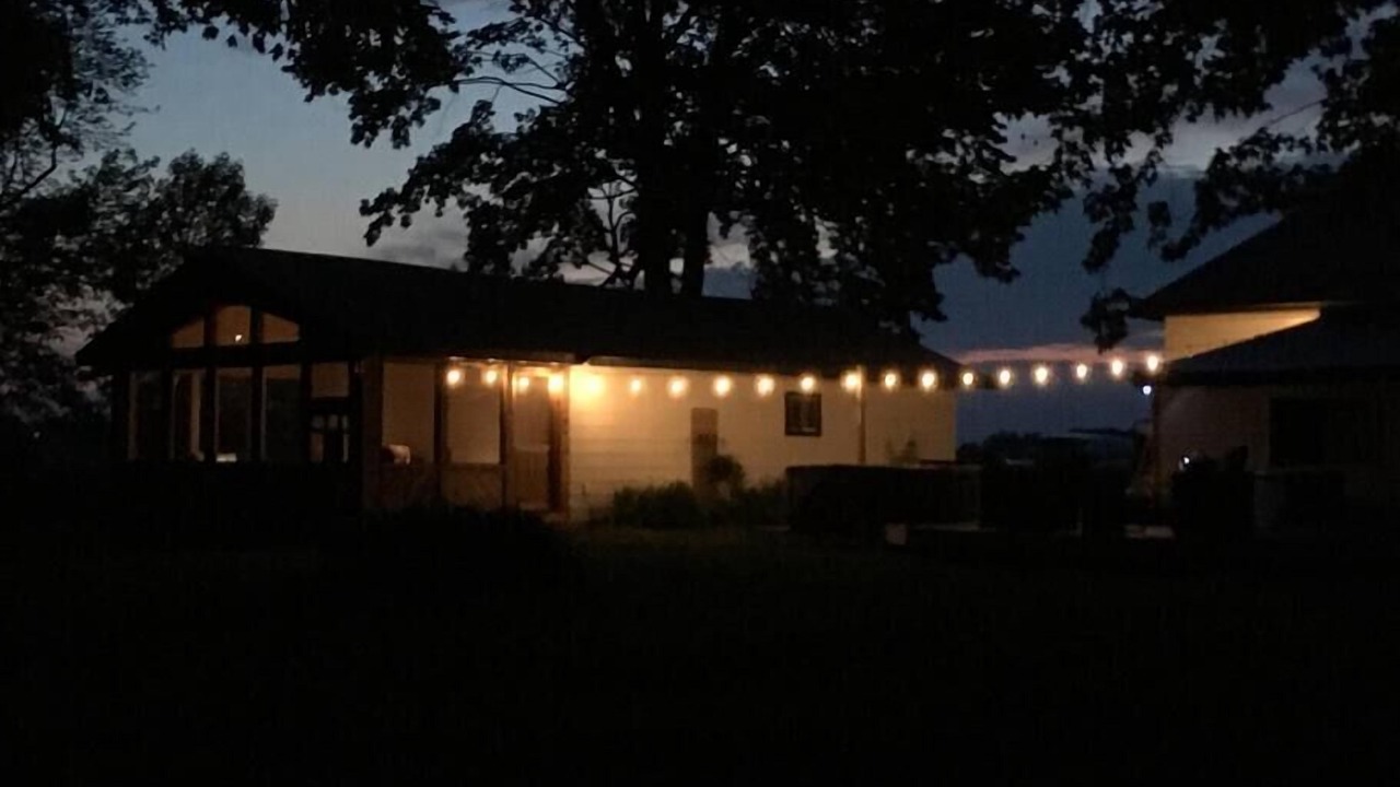 Photo of Outdoor in Hillier