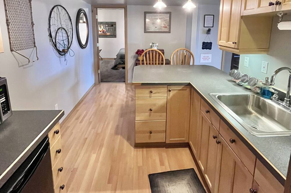 Photo of Kitchen in Knik-Fairview