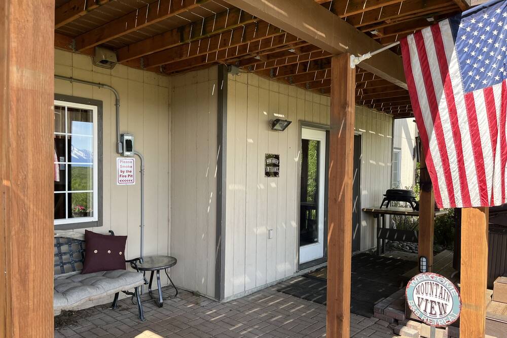 Photo of Patio Balcony in Knik-Fairview