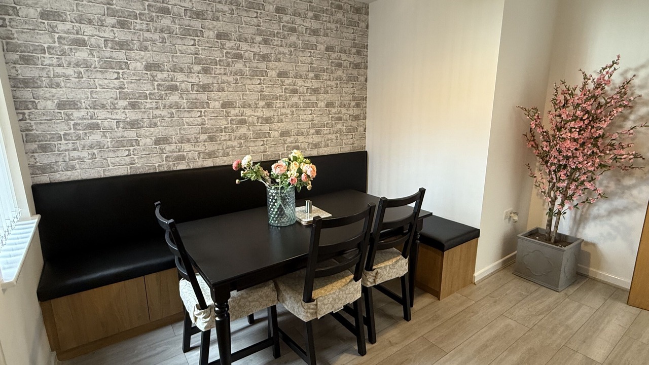 Photo of Others in Reading