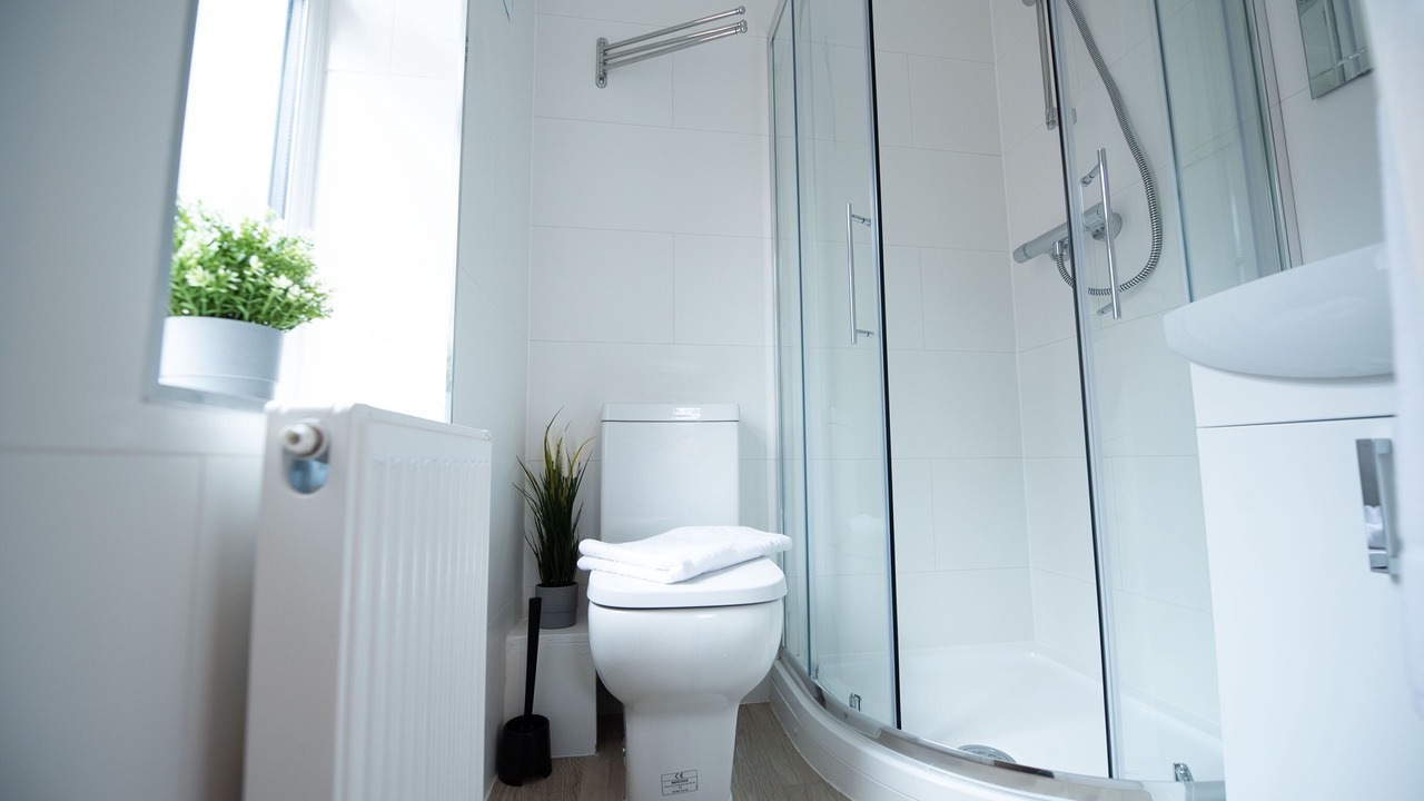 Photo of Bathroom in Reading