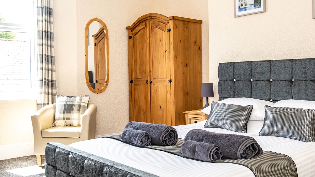 Photo of Bathroom in Babbacombe