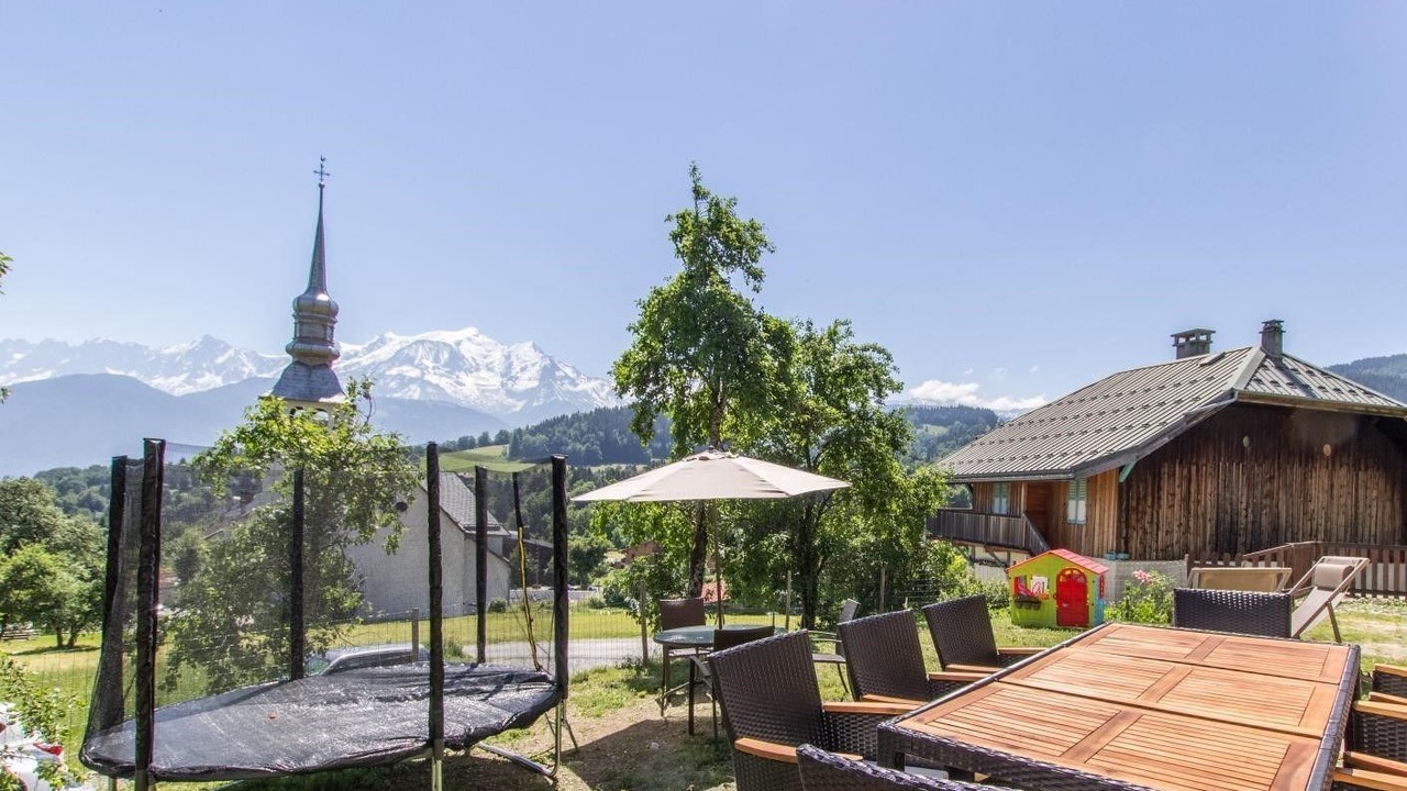 Photo of Others in Cordon