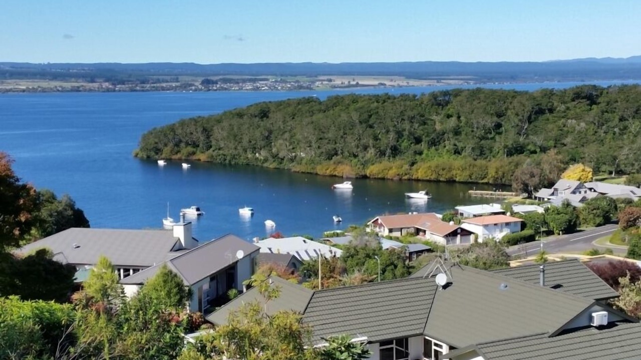 Photo of Outdoor in Acacia Bay