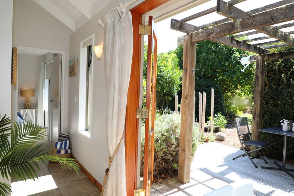 Photo of Others in Cooks Beach