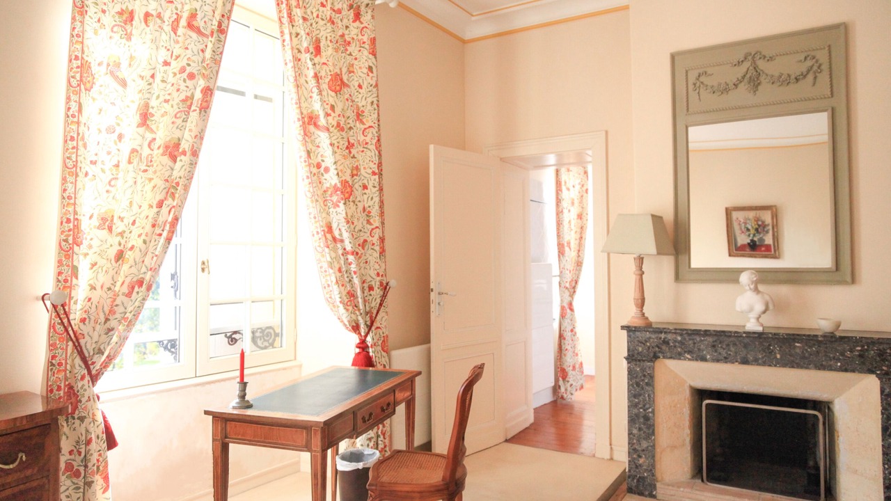 Photo of Others in Tresses