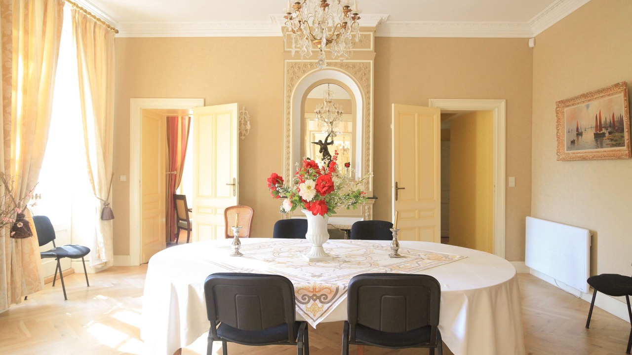 Photo of Others in Tresses