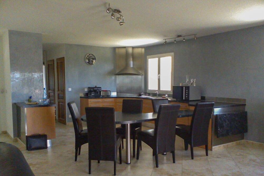 Photo of Kitchen in Cruis