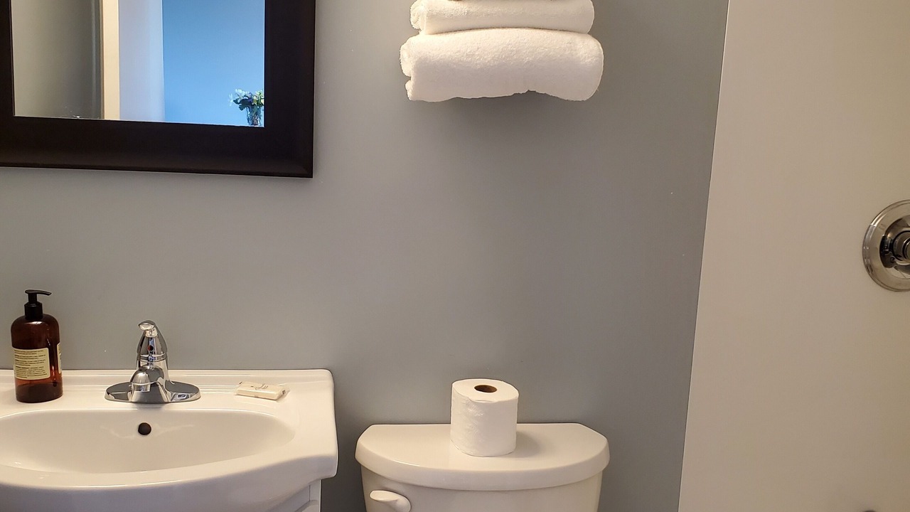 Photo of Bathroom in Nipigon