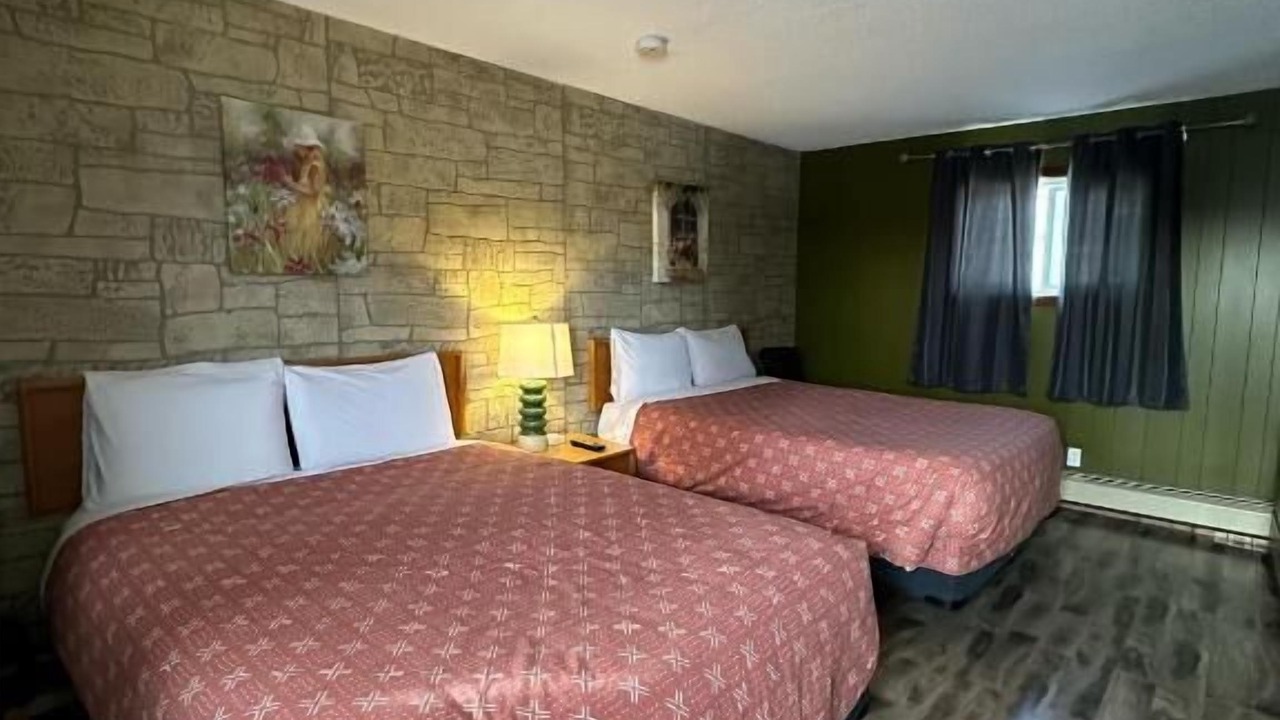 Photo of Bedroom in Nipigon