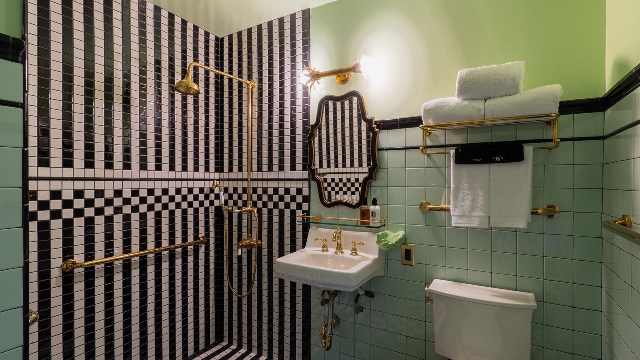 Photo of Bathroom in University Heights